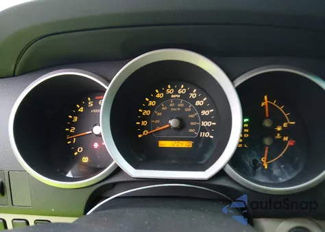 2008 Toyota 4Runner Sr5 V6 z USA, uszkodzony, nr VIN JTEBU14R88K030970